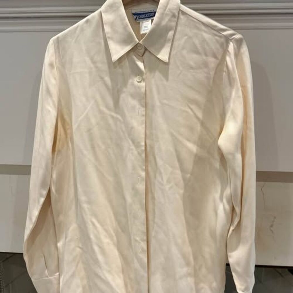 Vintage Pendleton 100% Silk Cream Herringbone Button Down Blouse Shirt Medium